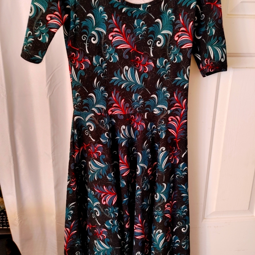 Lularoe Nicole dress Size S